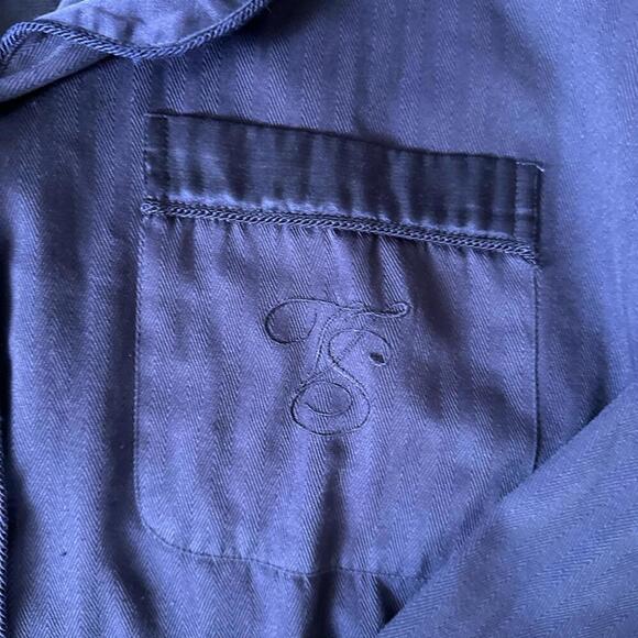 Vintage Victorias Secret Sleep Shirt - Picture 3 of 7